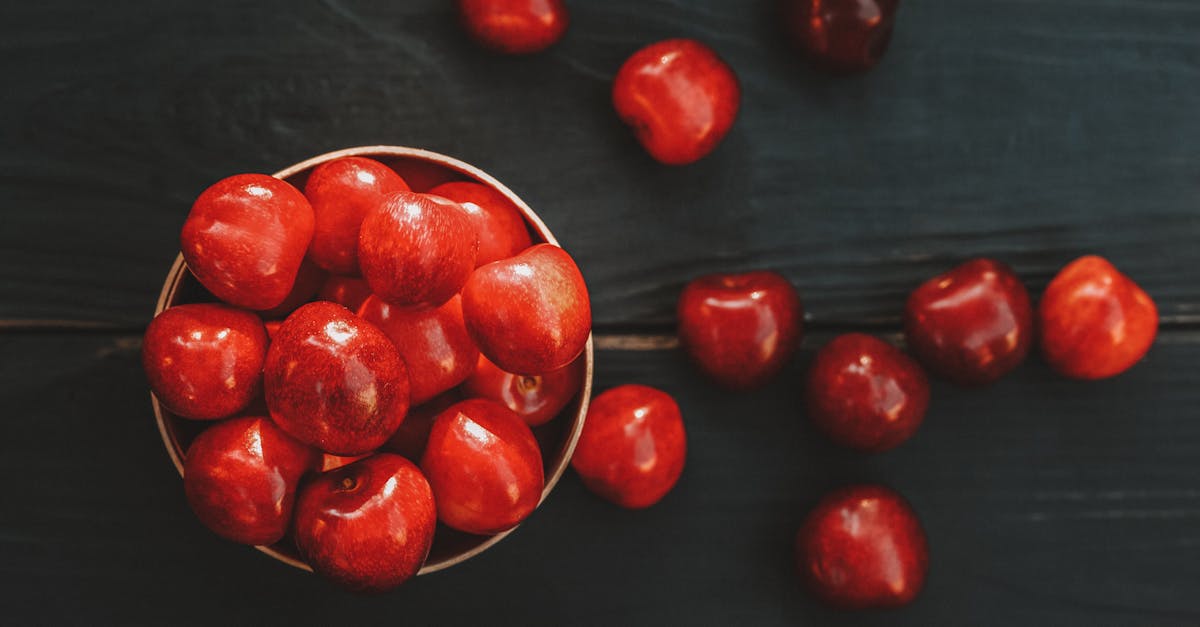 découvrez les bienfaits de l'acerola, un fruit riche en vitamine c, dans cette description. apprenez-en plus sur ses propriétés et son utilisation.