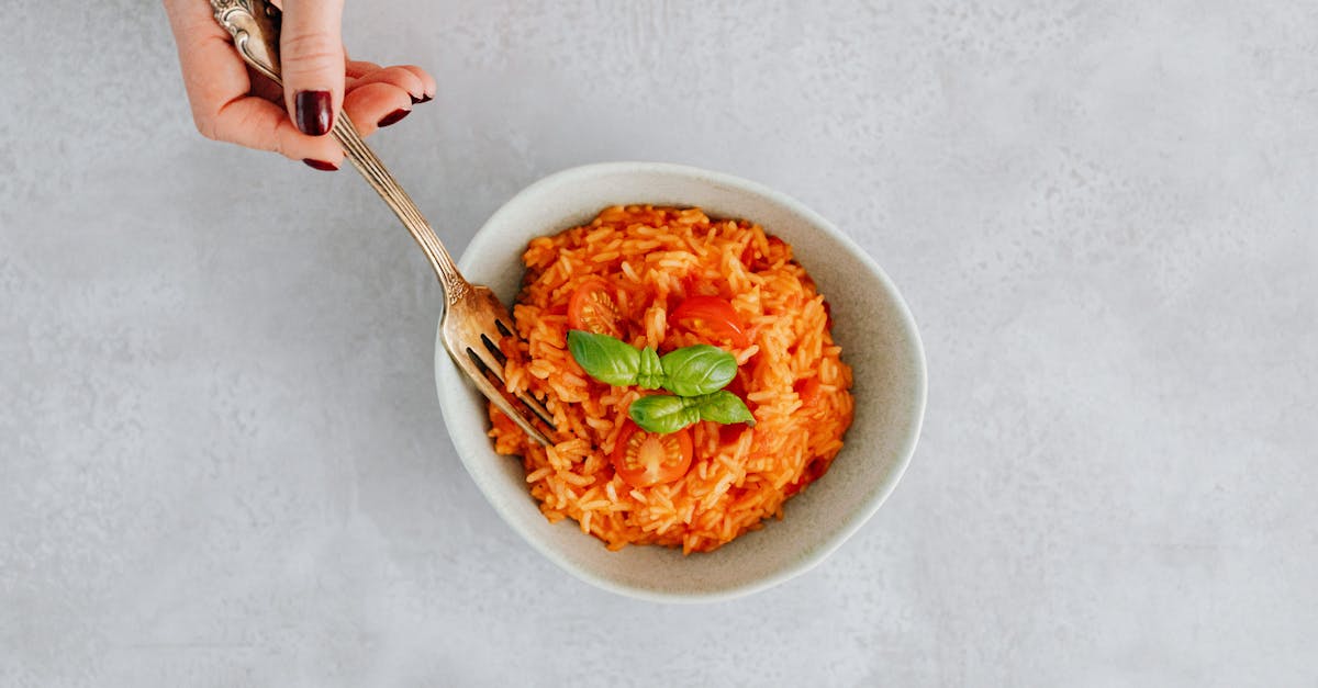 découvrez comment préparer un délicieux risotto grâce à nos conseils et recettes faciles à suivre. savourez ce plat emblématique de la cuisine italienne chez vous.
